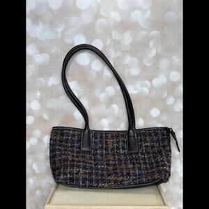 Stylish Easton Tweed Handbag - Elegant and Functional